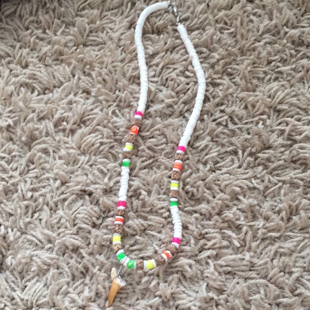 Mini puka she’ll shark tooth necklace